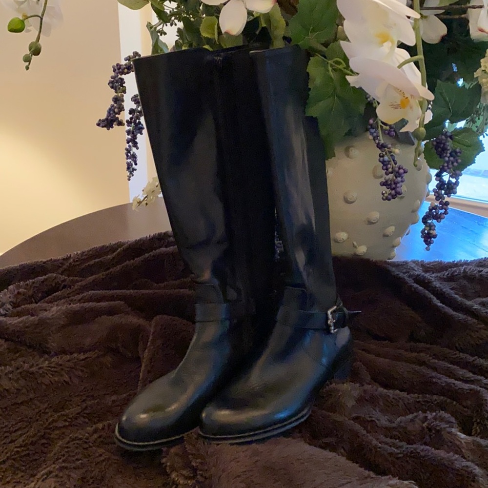Black leather riding boots